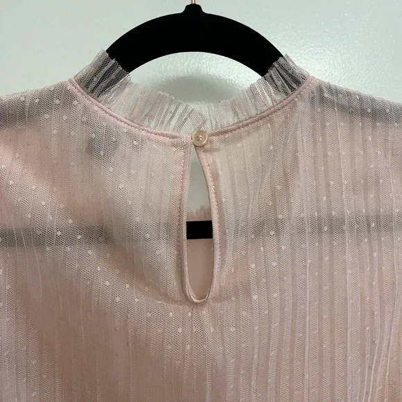 Chelsea 28 Pleated Swiss Dot Mock Neck Sleeveless Top - Picture 8 of 8